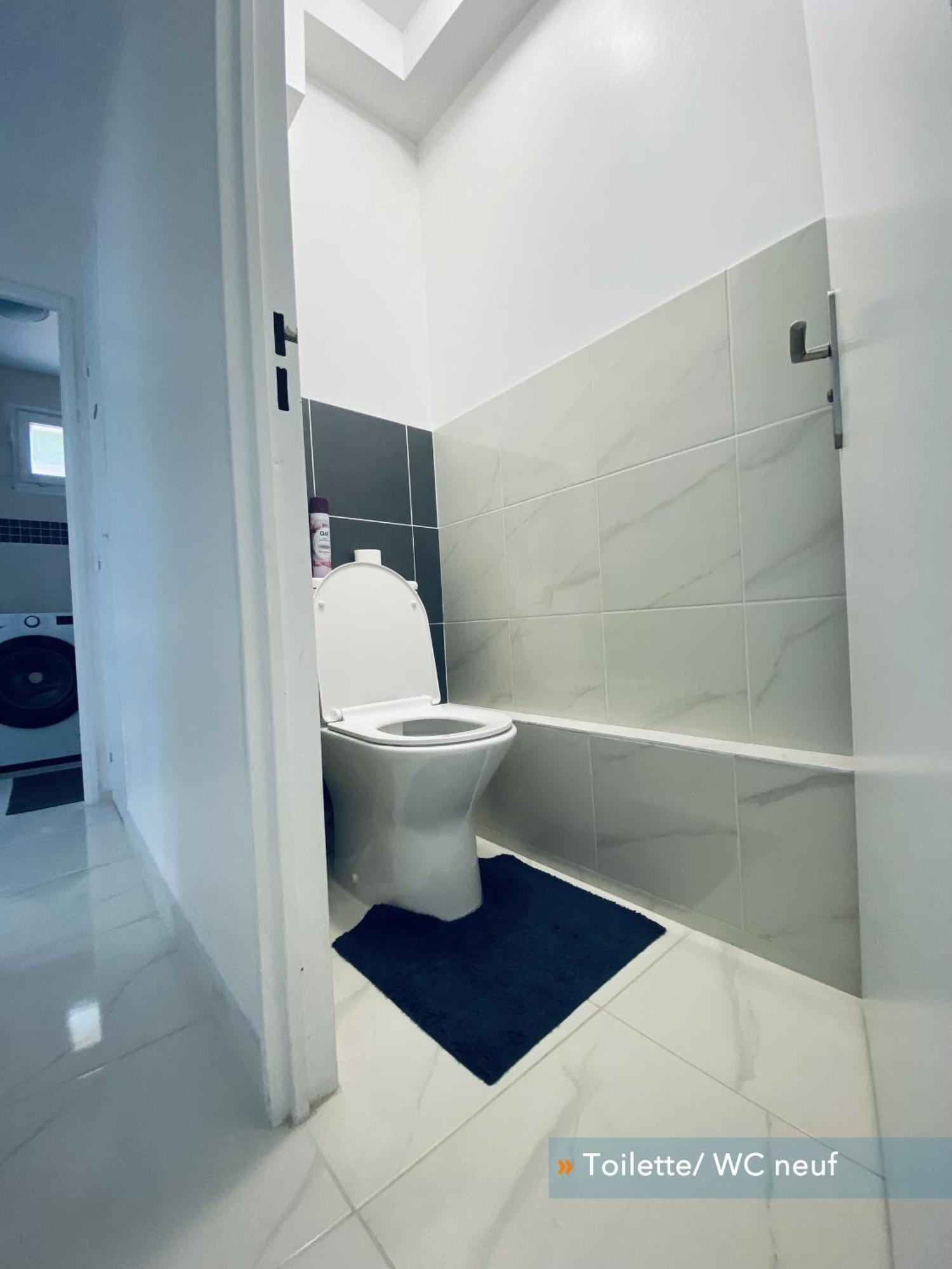 Appartement Parisien Neuf, Moderne Avec Grande Salon, 2 Chambres, 4 Lits, Parking Gratuit, 15min De Paris Et 13 Min Aeroport Orly Vitry-sur-Seine