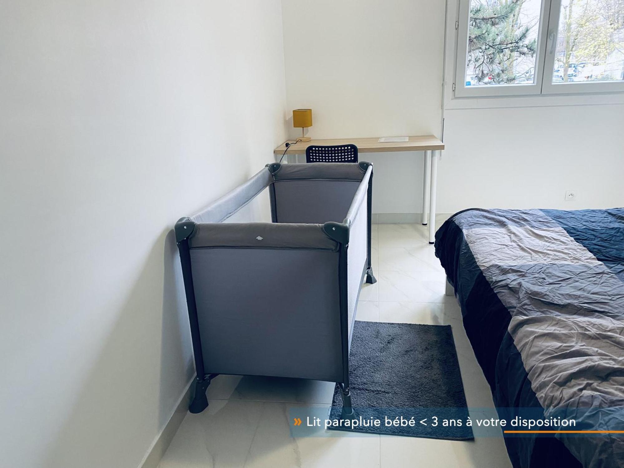 Parisien Neuf, Moderne Avec Grande Salon, 2 Chambres, 4 Lits, Parking Gratuit, 15min De Paris Et 13 Min Aeroport Orly Appartement Vitry-sur-Seine