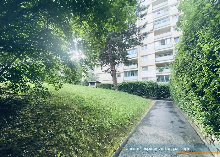 Appartement Parisien Neuf, Moderne Avec Une Grande Salon, 2 Chambres, 4 Lits, Parking Gratuit, 15Min De Paris Et 13 Min Aeroport Orly