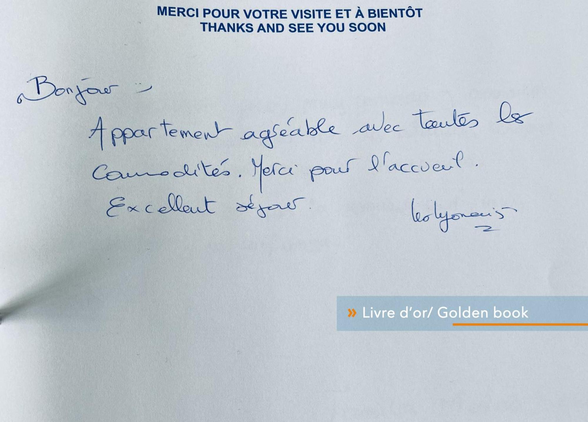 Parisien Neuf, Moderne Avec Grande Salon, 2 Chambres, 4 Lits, Parking Gratuit, 15min De Paris Et 13 Min Aeroport Orly Vitry-sur-Seine