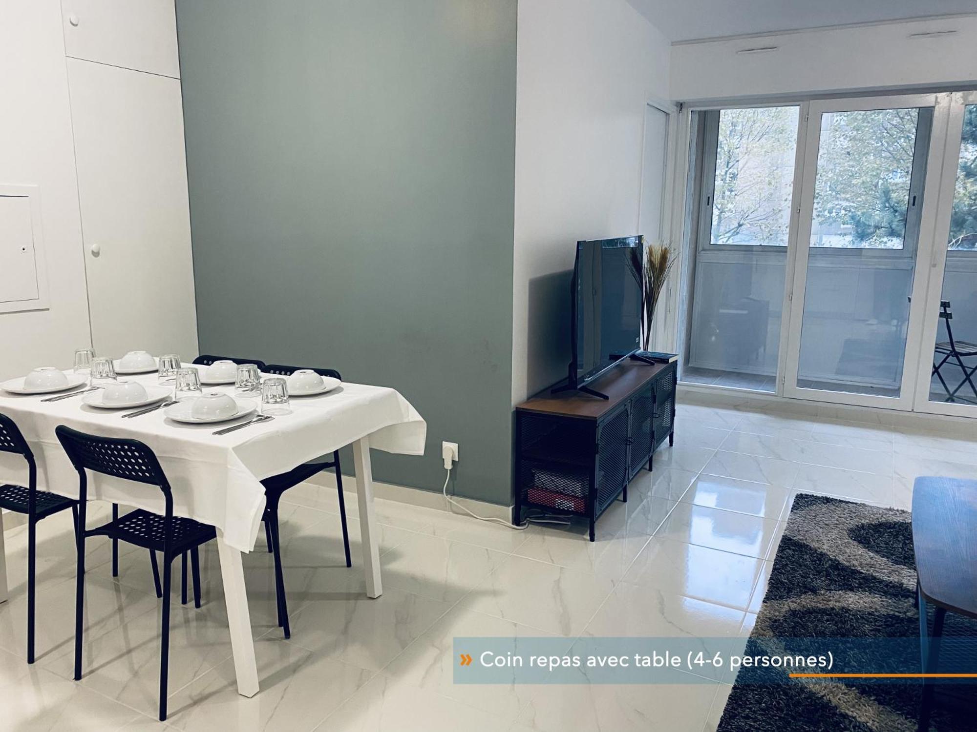 Parisien Neuf, Moderne Avec Grande Salon, 2 Chambres, 4 Lits, Parking Gratuit, 15min De Paris Et 13 Min Aeroport Orly * Vitry-sur-Seine